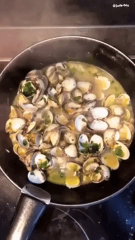 Linguine alla Vongole 