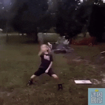 Strike a pose in funny gifs