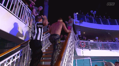 WWE RAW 271 desde el crucero Rock´N´Roll Made In Veracruz  Giphy