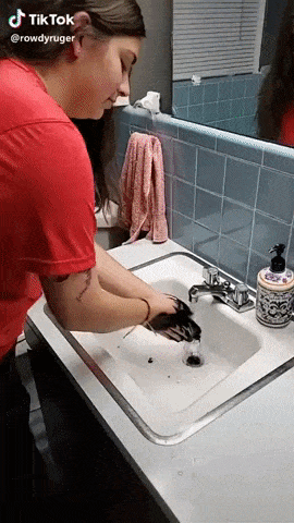 Its not washing off in funny gifs