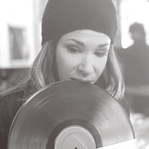 I Have Mixed Feelings About This Co GIFs Find & Share on GIPHY