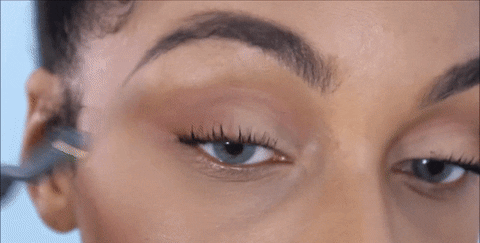 Heated Eyelash Curler – Makefullshop