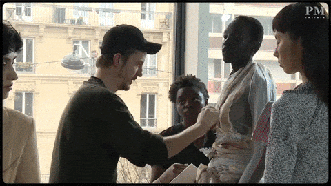 Giphy/Paris Modes Insider/Reprodução