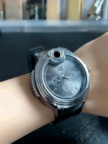 שעון אלגנטי עם מצית מובנת