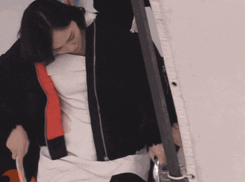 https://media.giphy.com/media/WmoyKx3wfEmZQfKTRw/giphy.gif