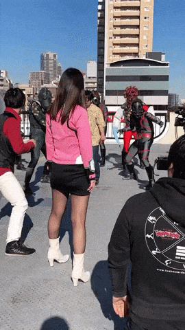 Pink ranger save me in funny gifs