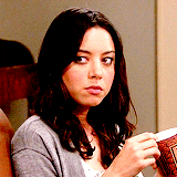 Aubrey Plaza GIFs - Find & Share on GIPHY