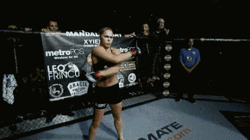 Ronda Rousey GIF - Find & Share on GIPHY