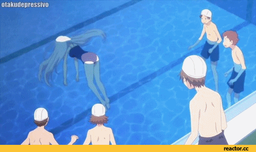 Ecchi Swimming Find And Share On Giphy 2382