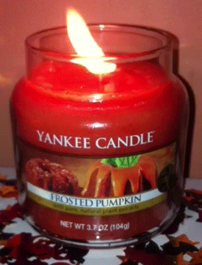 The Yankee Candle That's Perfect for Fall Is on Sale at