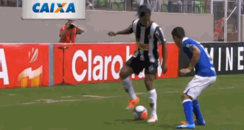 Melhores momentos da carreira de um ídolo: Ronaldinho Gaúcho