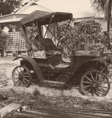 Black And White Cars GIF by Vintage 3D - Find & Share on GIPHY
