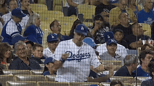 10 ways to spot a Dodgers fan
