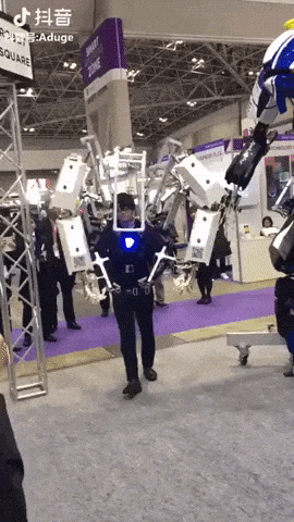 Robotic exoskeleton in wow gifs