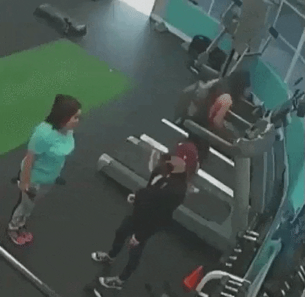 Pay attention in gym in fail gifs