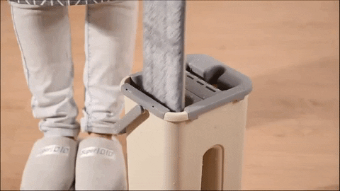 Easy Squeeze™ Automatic Dry Mop Cleaner – SavinSpree