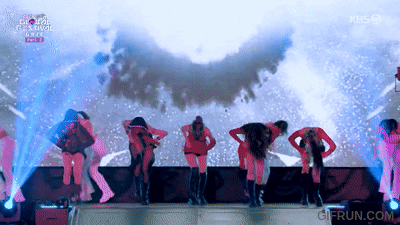 giphy.gif