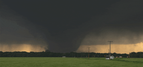 Tornado Kansas GIF - Find & Share on GIPHY