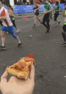 Dude doing good work in funny gifs