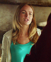Britt Robertson GIFs - Find & Share on GIPHY