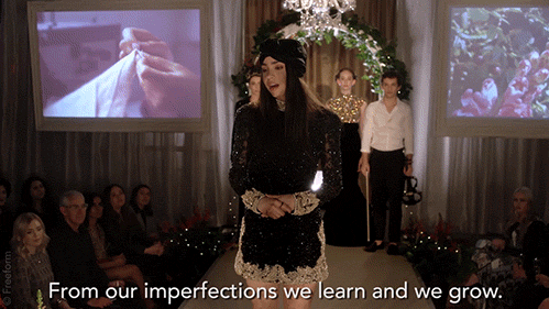 Gif de Pretty Little liars : on apprends de ces imperfections et on grandit