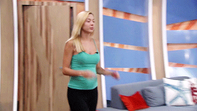 Liz Nolan GIF - Find & Share on GIPHY