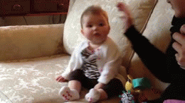 baby dancing on the beats