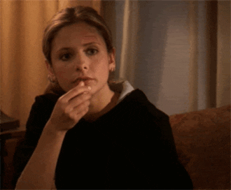 Bored Sarah Michelle Gellar GIF - Find & Share on GIPHY