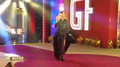 giphy.gif?cid=790b76114da8e18e9c8861f7c2e4303071c33376495ca041&rid=giphy.gif
