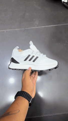 Adidas Bailleli en acción