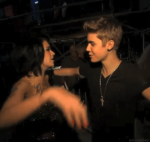 Justin Bieber Hug Find And Share On Giphy 