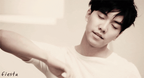 Resultado de imagen para lee seung gi gif