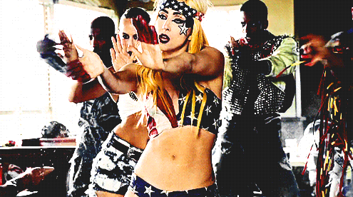 Lady Gaga ama il look a stelle e strisce