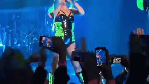 giphy.gif