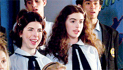 Anne Hathaway Look GIF - Find & Share on GIPHY