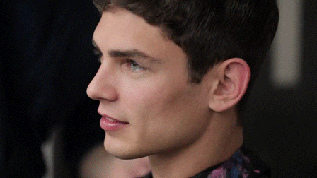  외국 남자모델들 백스테이지 모습.gif | 인스티즈