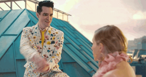 Taylor Swift Me Ft Brendon Urie Gifs Find Share On