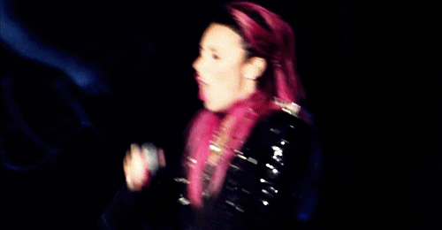 Demi Lovato Epic Concert Find And Share On Giphy