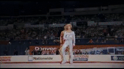 Scena iz filma Blades of Glory kao usporedba na klizanje u knjizi From Lukov with Love.