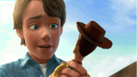 Según las teorías de algunos internautas todo apunta a que Andy el dueño de los juguetes de Toy Story es tan cercano a los personajes masculinos porque su padre está muerto.- Blog Hola Telecel