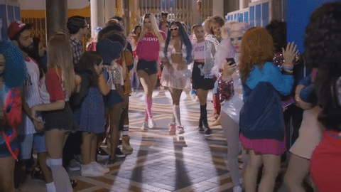 giphy.gif