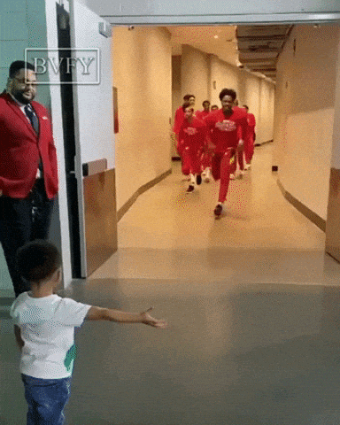 Most wholesome gif of the day in funny gifs