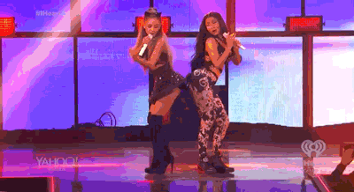 Ariana Grande Pop GIF - Find & Share on GIPHY