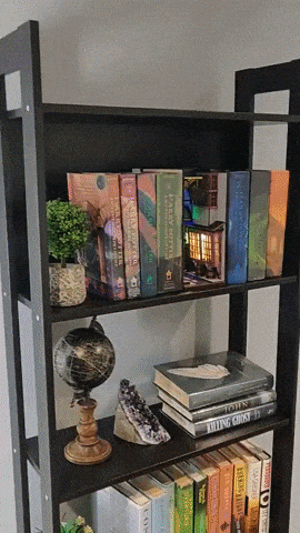Alley booknook in wow gifs