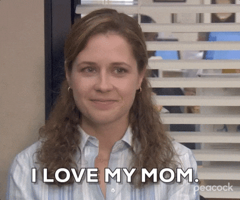 Pam de The Office diciendo que ama a su mamá.- Blog Hola Telcel