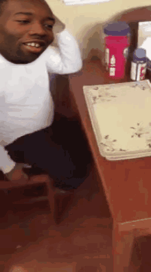 giphy.gif