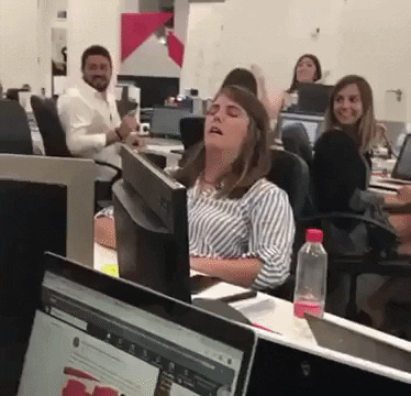 A round of applause in funny gifs