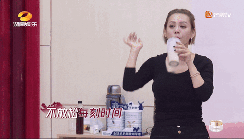 Luyện tập mệt quá làm cốc trà sữa cho tăng cường sức lực. (Ảnh: Internet) Luyện tập mệt quá làm cốc trà sữa cho tăng cường sức lực. (Ảnh: Internet)