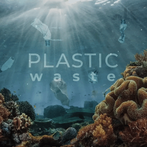 Prikaz plastičnih odpadkov v oceanih.