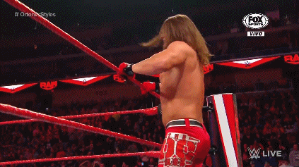 WWE RAW (16 de diciembre 2019) | Resultados en vivo | El reino de terror de Rollins 25